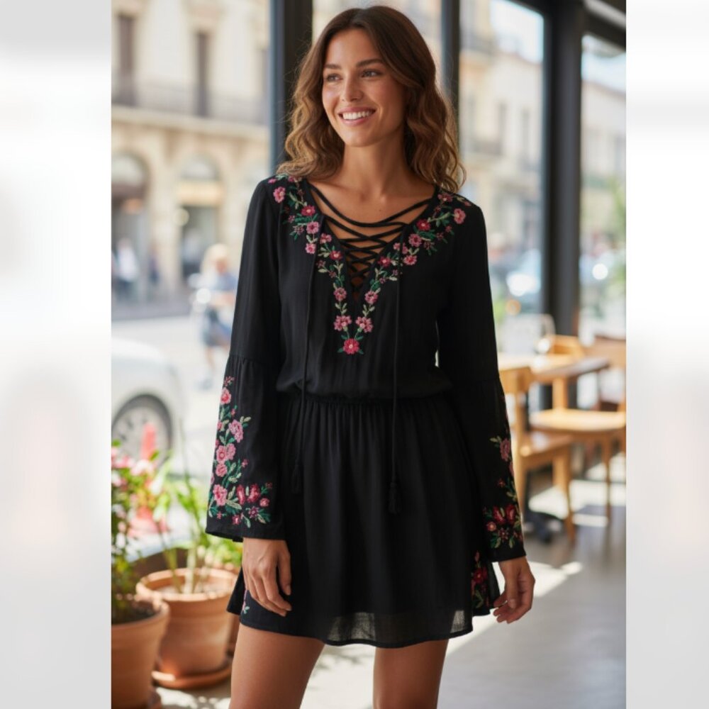 NWOT American Eagle Embroidered Floral Boho Romper